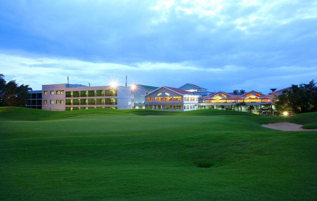 Eagleton - The Golf Resort Bidadi Exterior foto